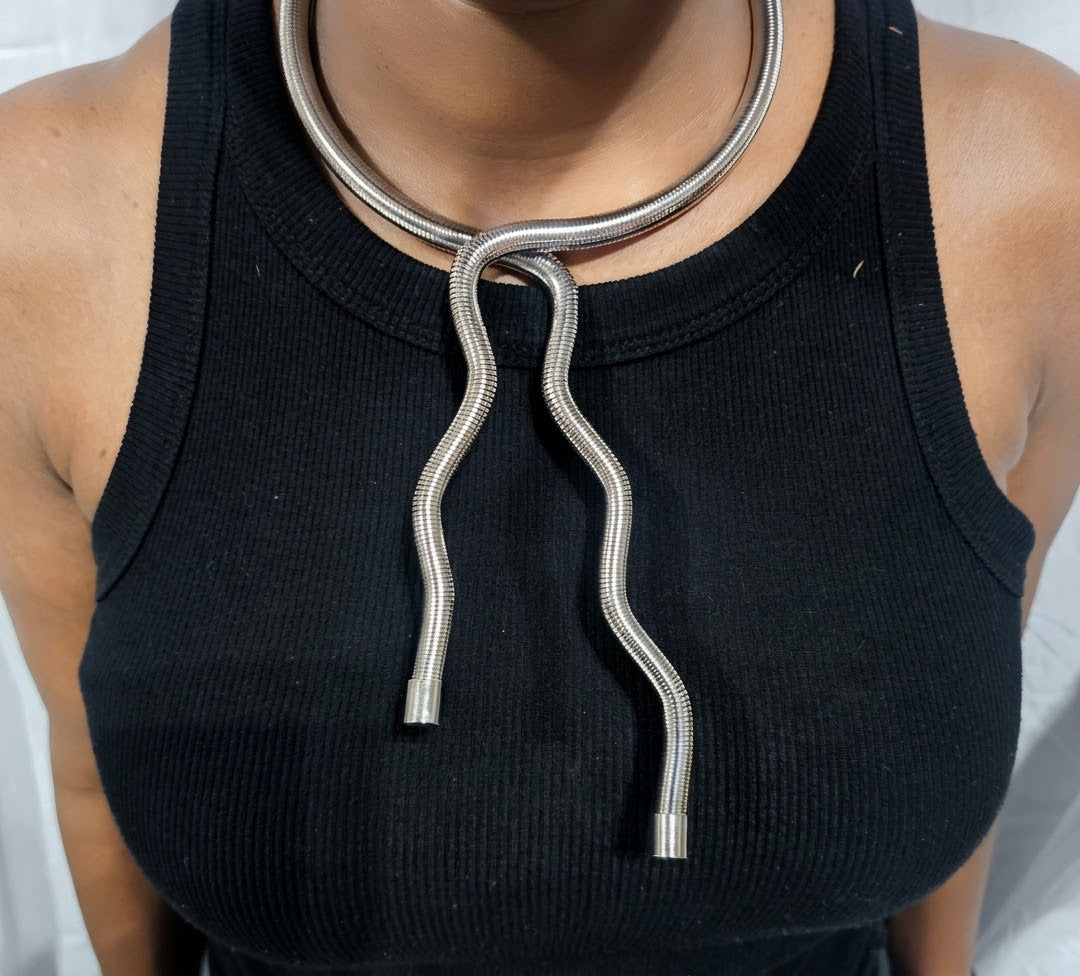 Flexible Serpentine Collar Necklace